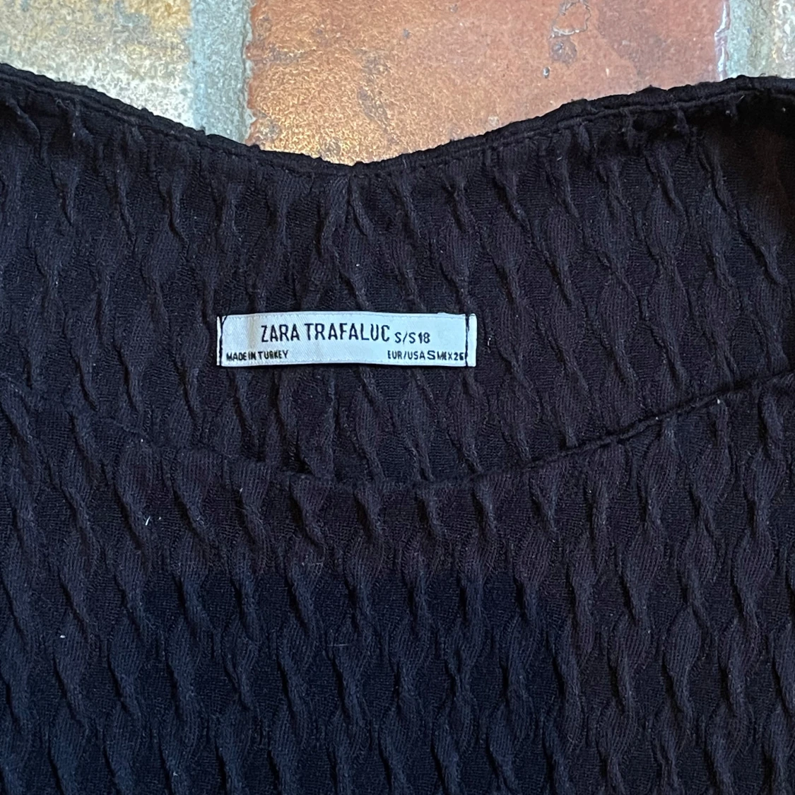 Svart topp från Zara - 1