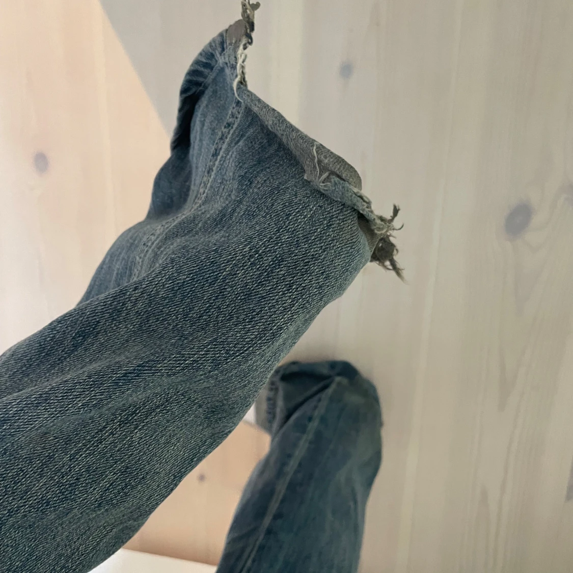 Blå jeans med bootcut - 3