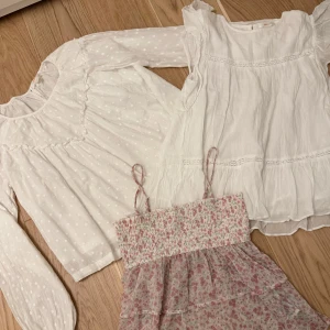 Tre toppar från Gina Young! - Säljers tre st toppar/blusar från Gina Young i mycket bra skick! De två vita är i stl 170 och det rosa linnet är 164. Min dotter är 168 cm lång och kan ha alla tre. 