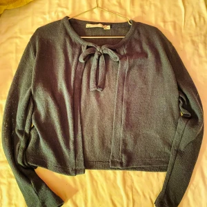 Kofta - Marin blå kofta från lager 157 i stl Xs. Använt typ 3 gånger men den är som ny