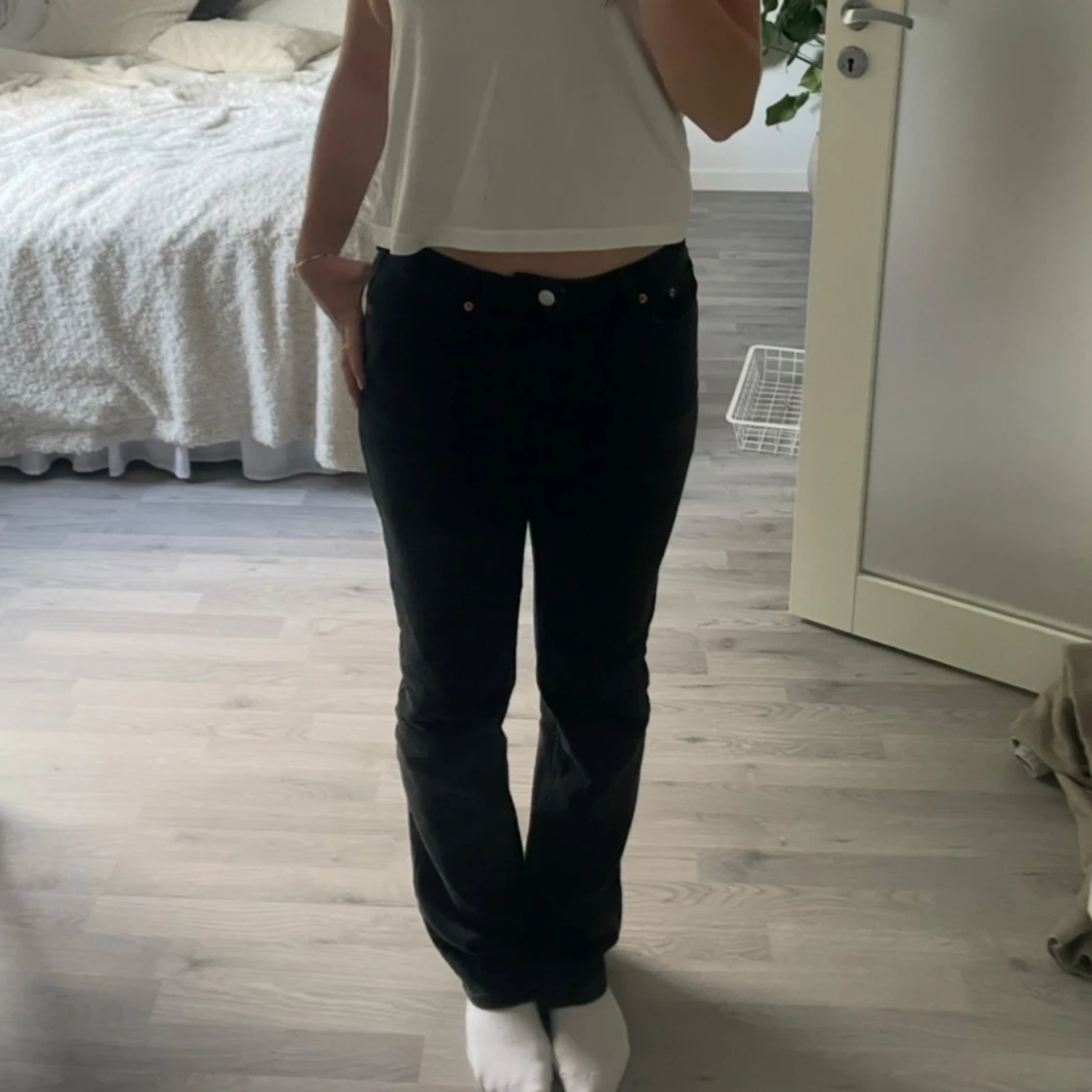 Svarta straight jeans - 2