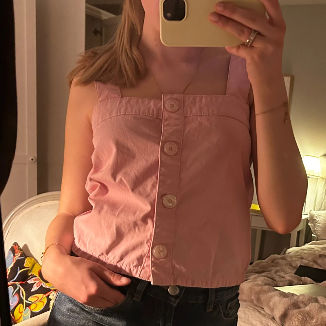 Rosa linnetopp med knappar - 1