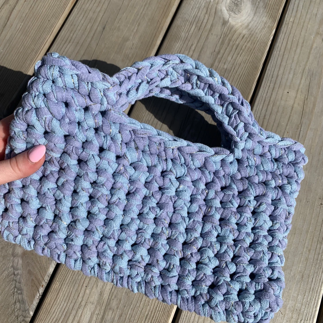 Handgjord virkad handväska