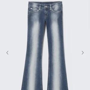 Blå bootcut jeans - Ingen användning! Skriv privat för bilder🥰