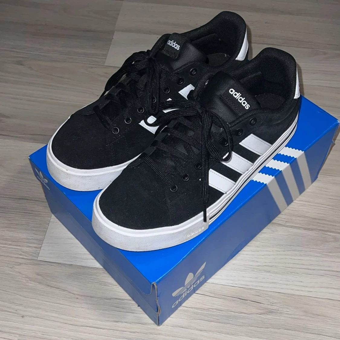 Adidas dialy 4.0 skor - 2