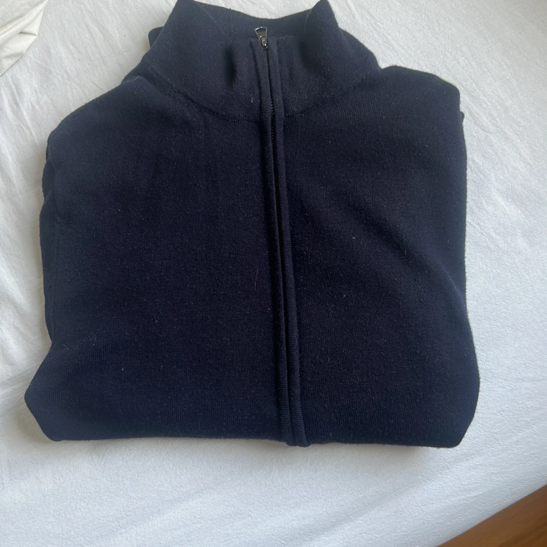 Mörkblå kofta med dragkedja - 2