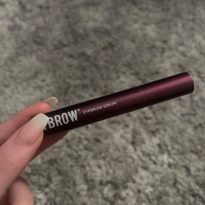 xbrow från xlash  - ögonbryns serum från xlash ”xbrow” endast använd några ggr 💞 nypris ca 499:-