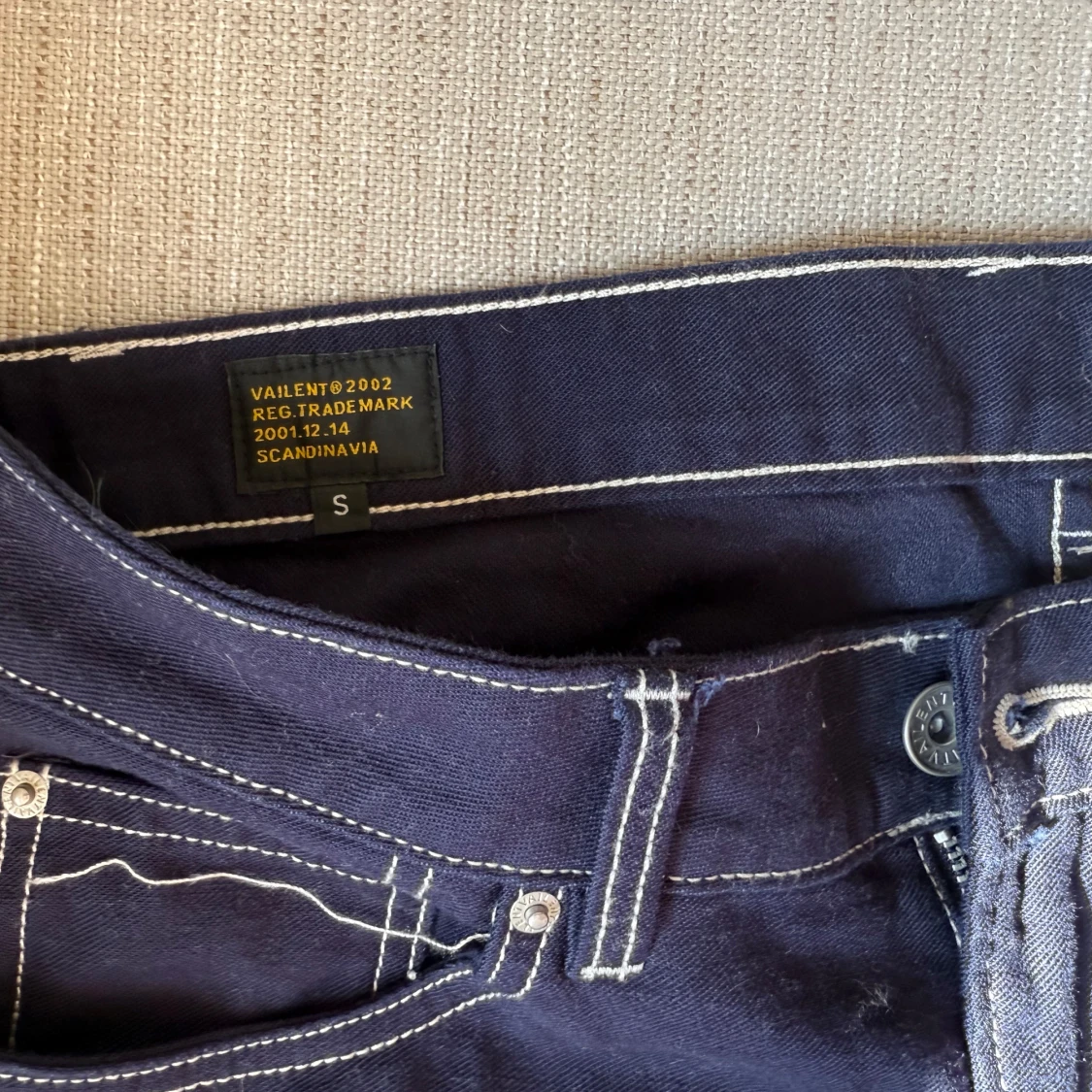 Mörkblå jeansbyxor från Vailent - 3