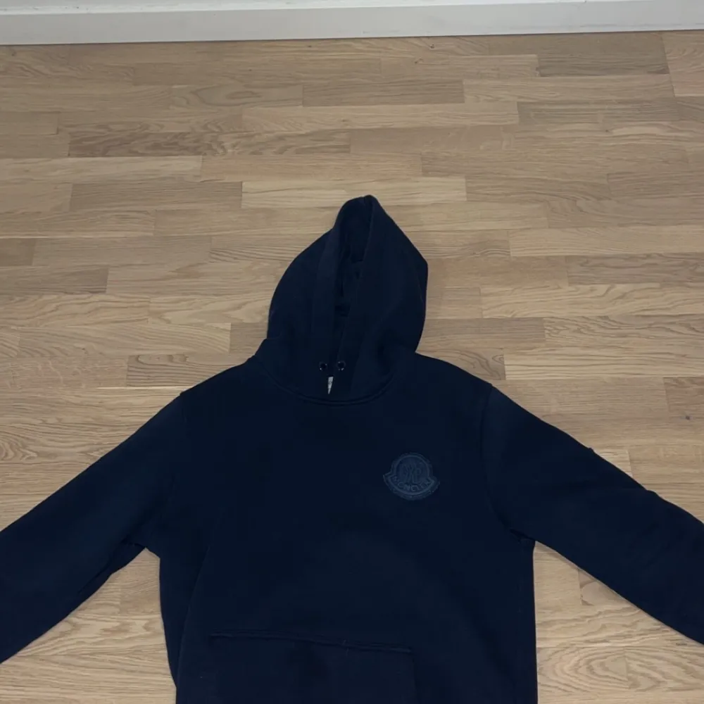 Ăkta gammal modell Moncler đŸđźâđš pris kan diskuteras . Hupparit & Collegepaidat.