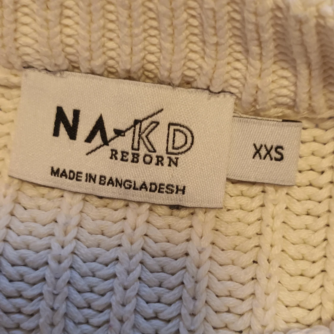 Beige stickad tröja från NA-KD - 2