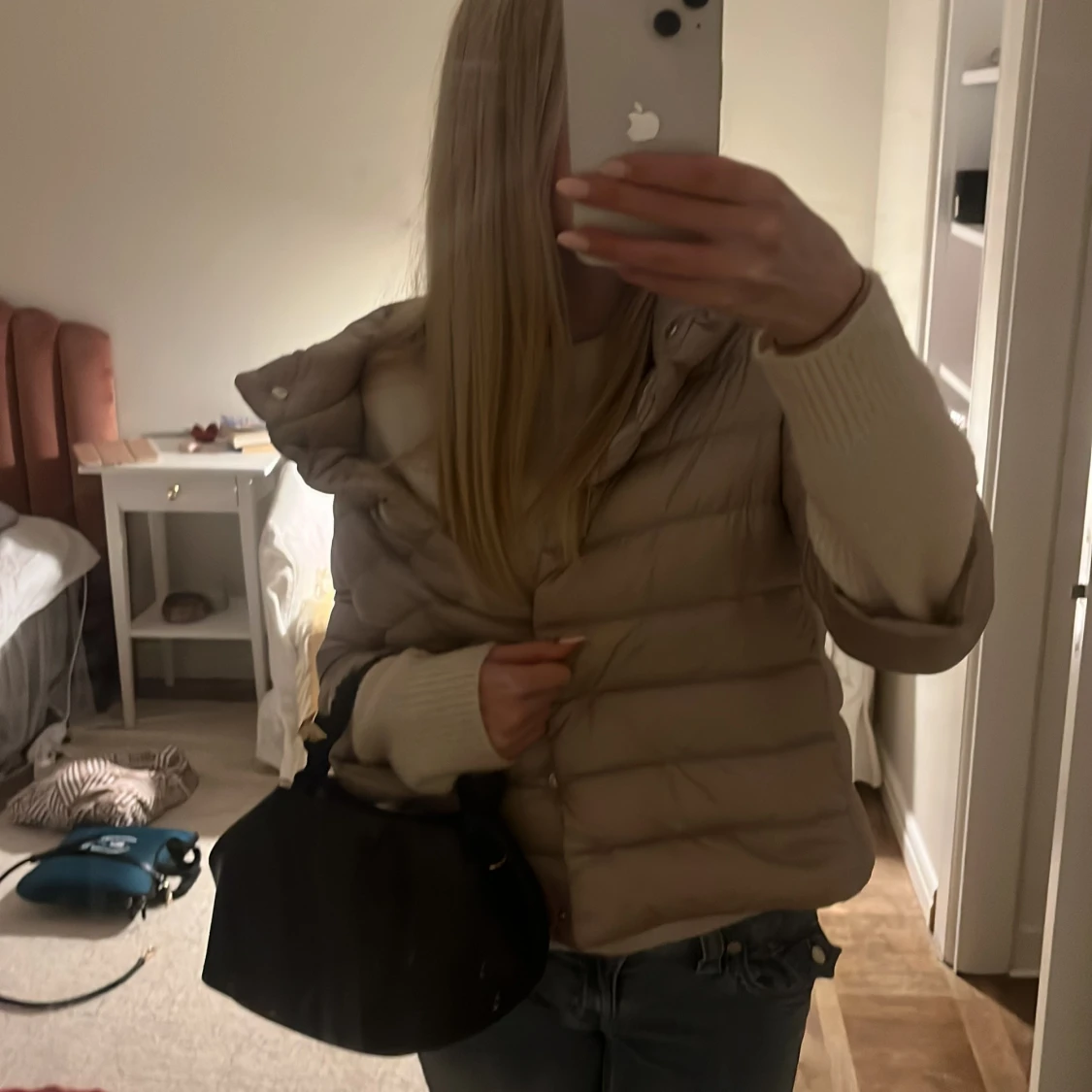 Beige dunjacka från Herno