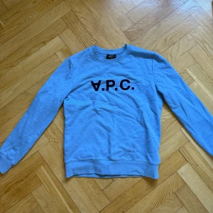 APC tröja | A.P.C Sweater - Fin APC tröja i storlek S, bra skick!