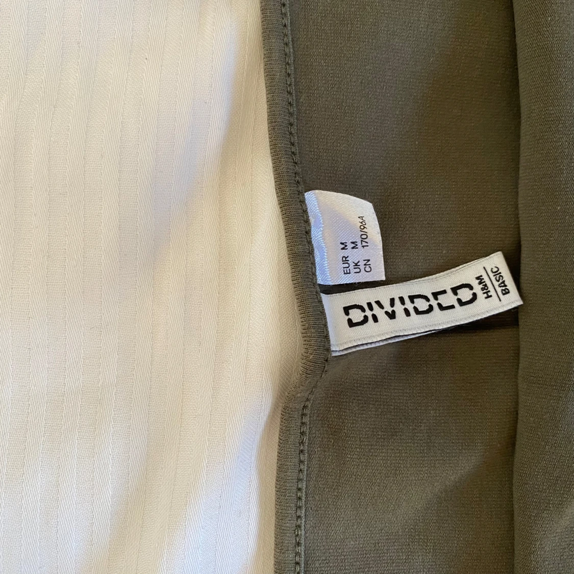 Olivgrön klänning  - 2