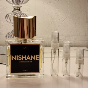 Nishane Ani Sample - Säljer samples/splittrar på Nishane Ani. pris per ml: 45kr. Frakt : 22kr.