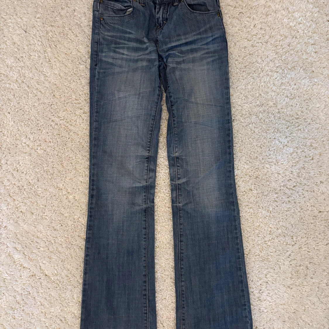 Blå bootcut jeans - 1