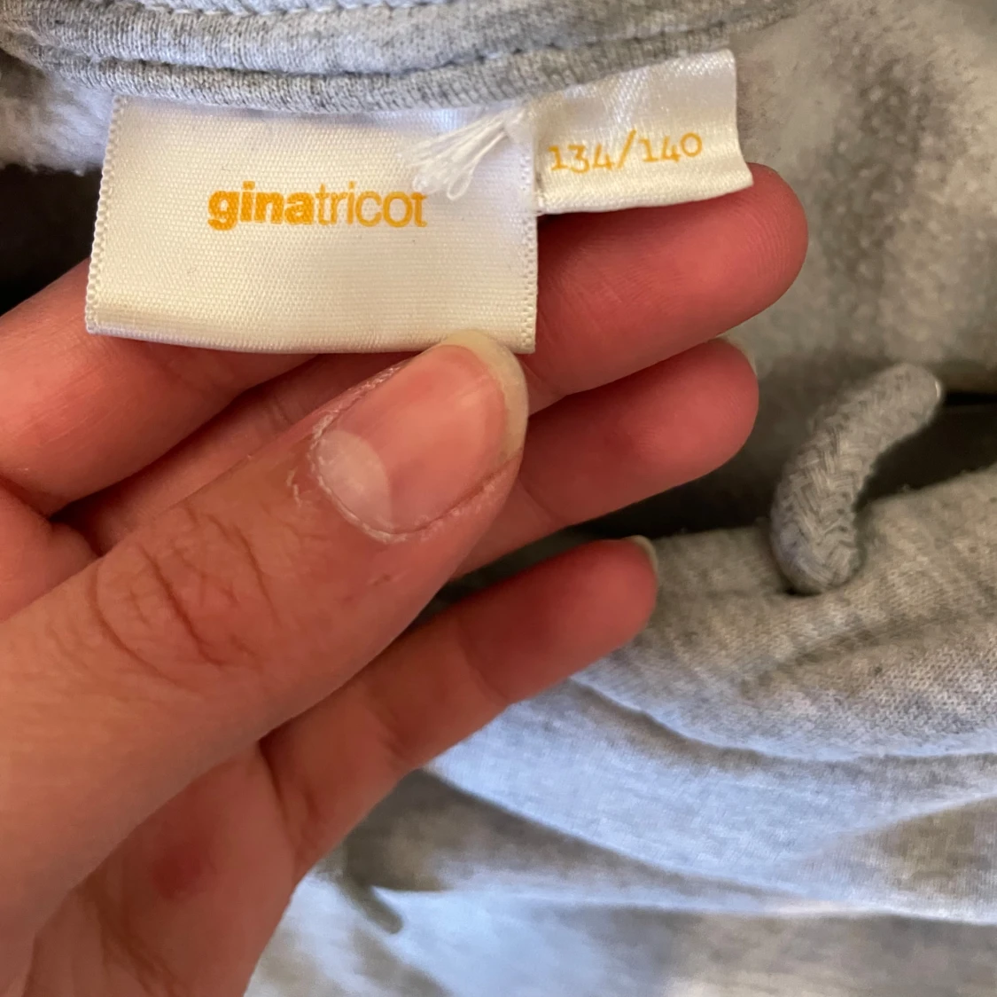 Grå Gina hoodie - 3