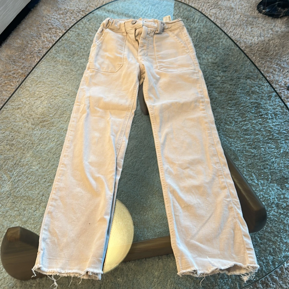 Beiga raka jeans från ZARA