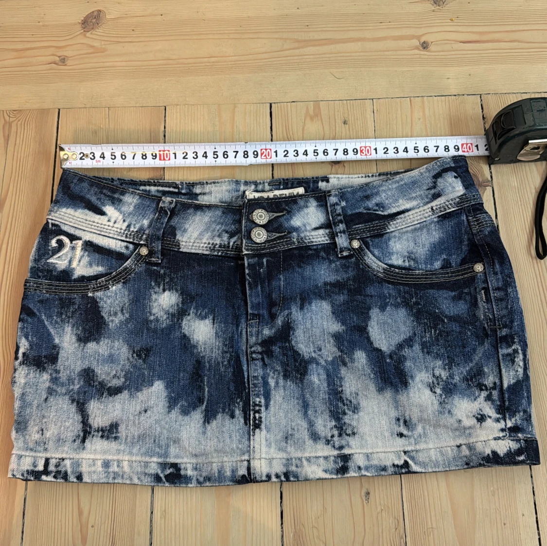 Blåvit jeanskjol från MOA DENIM