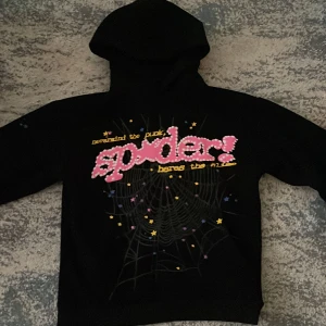 Svart Spider Hoodie  - Spider hoodie/ STORLEK S-M/ Äkta 
