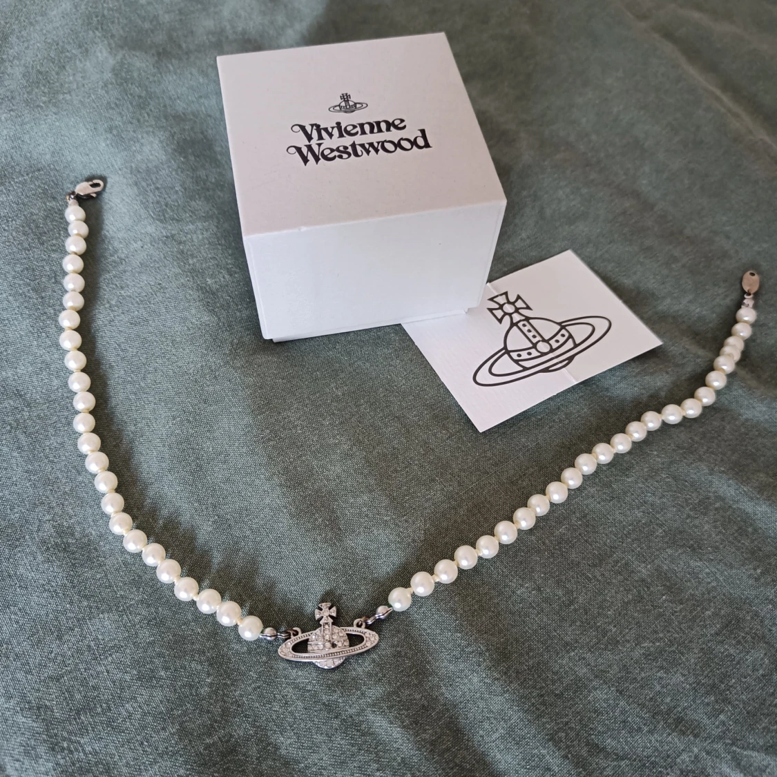 Pärlhalsband från Vivienne Westwood