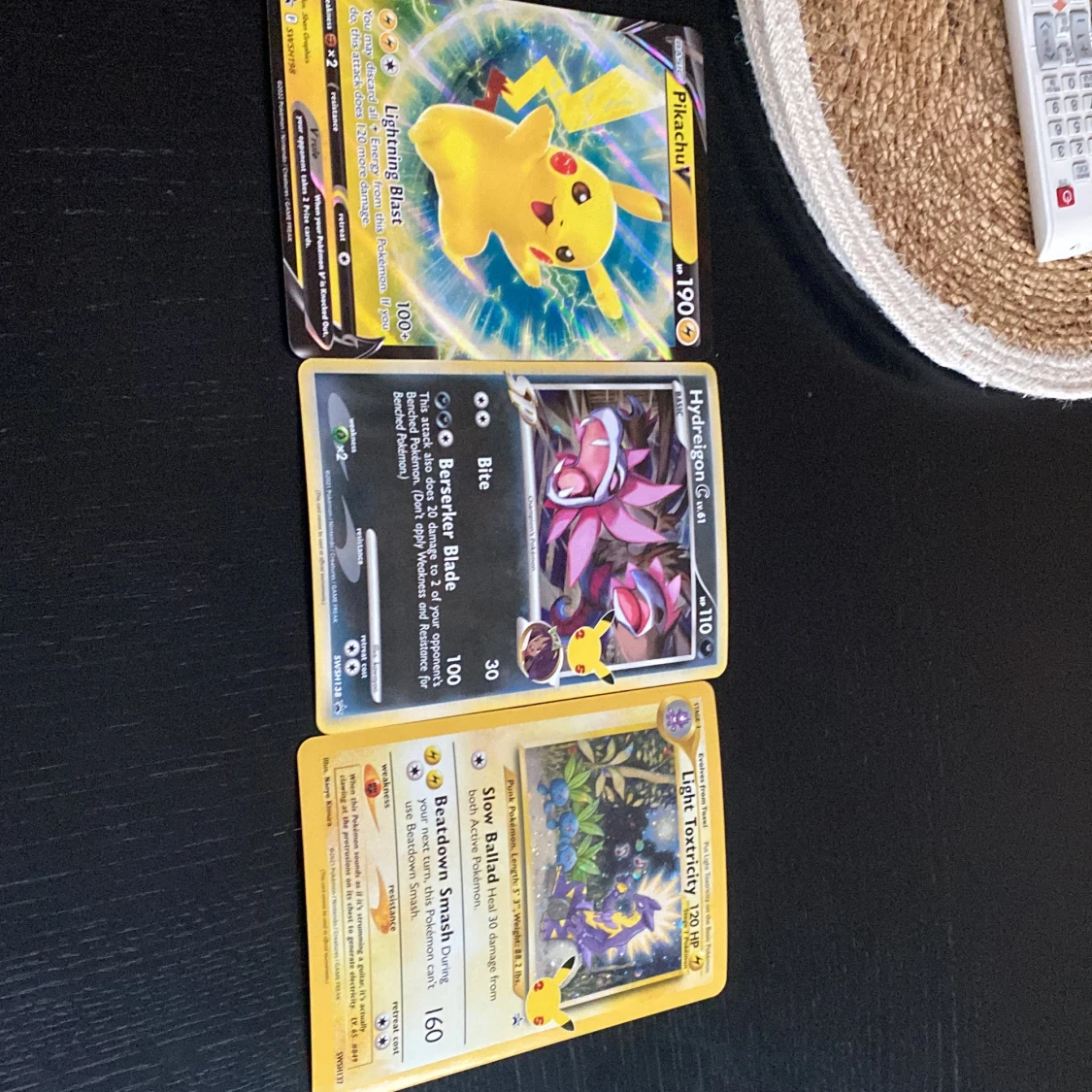 Pokémon 25-årsjubileums pärm - 2