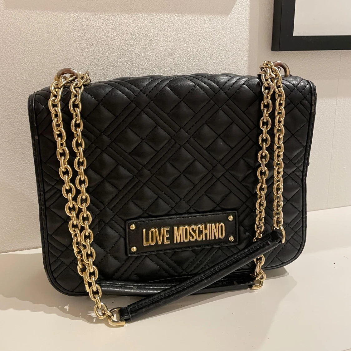Love Moschino axelväska 