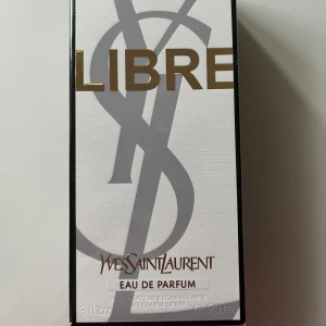 YSL Libre Eau De Parfum - Helt ny i förpackning YSL Libre EDP, 90ml. Nypris 1500 hos Sephora