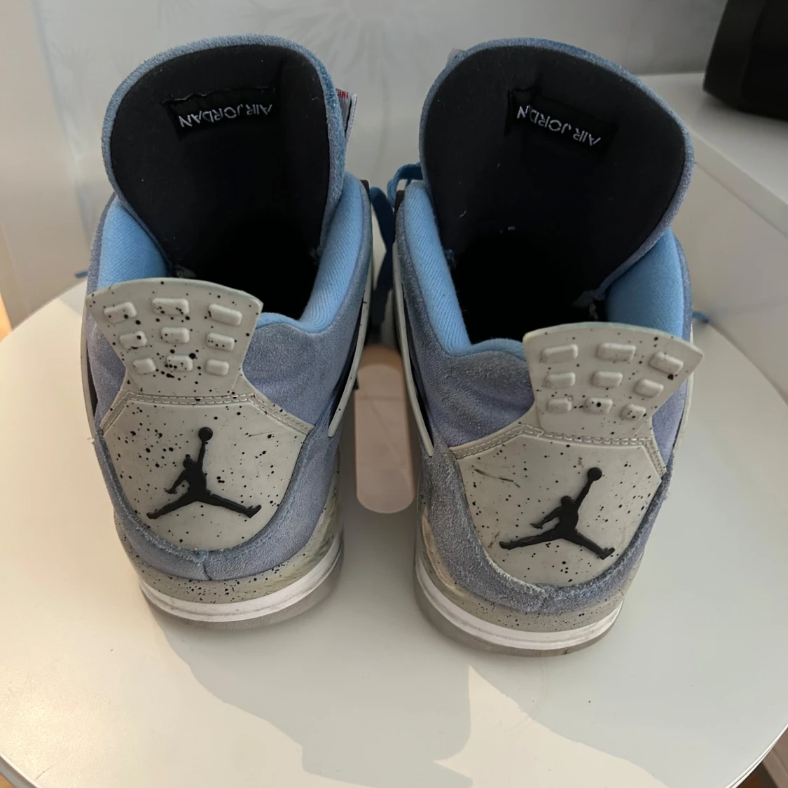 Nike Air Jordans 4 i blå mocka  - 2