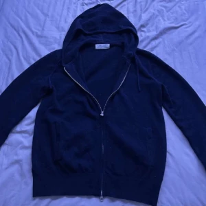 Zip hoodie - Kashmir zip hoodie från sayless