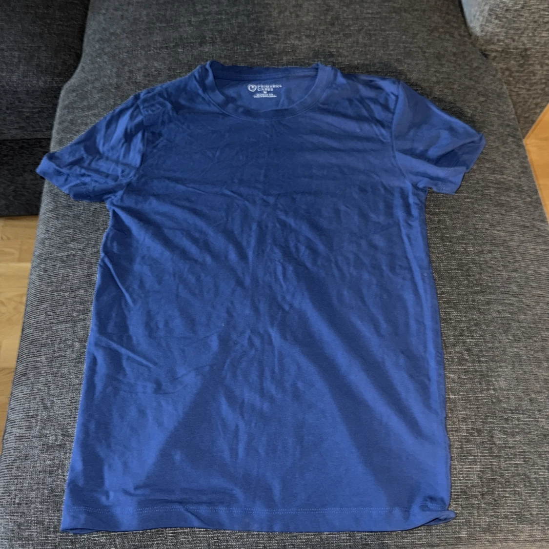Blå muscle fit t-shirt från Primark