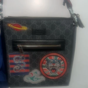 Axelväska - Jätte bra skick 