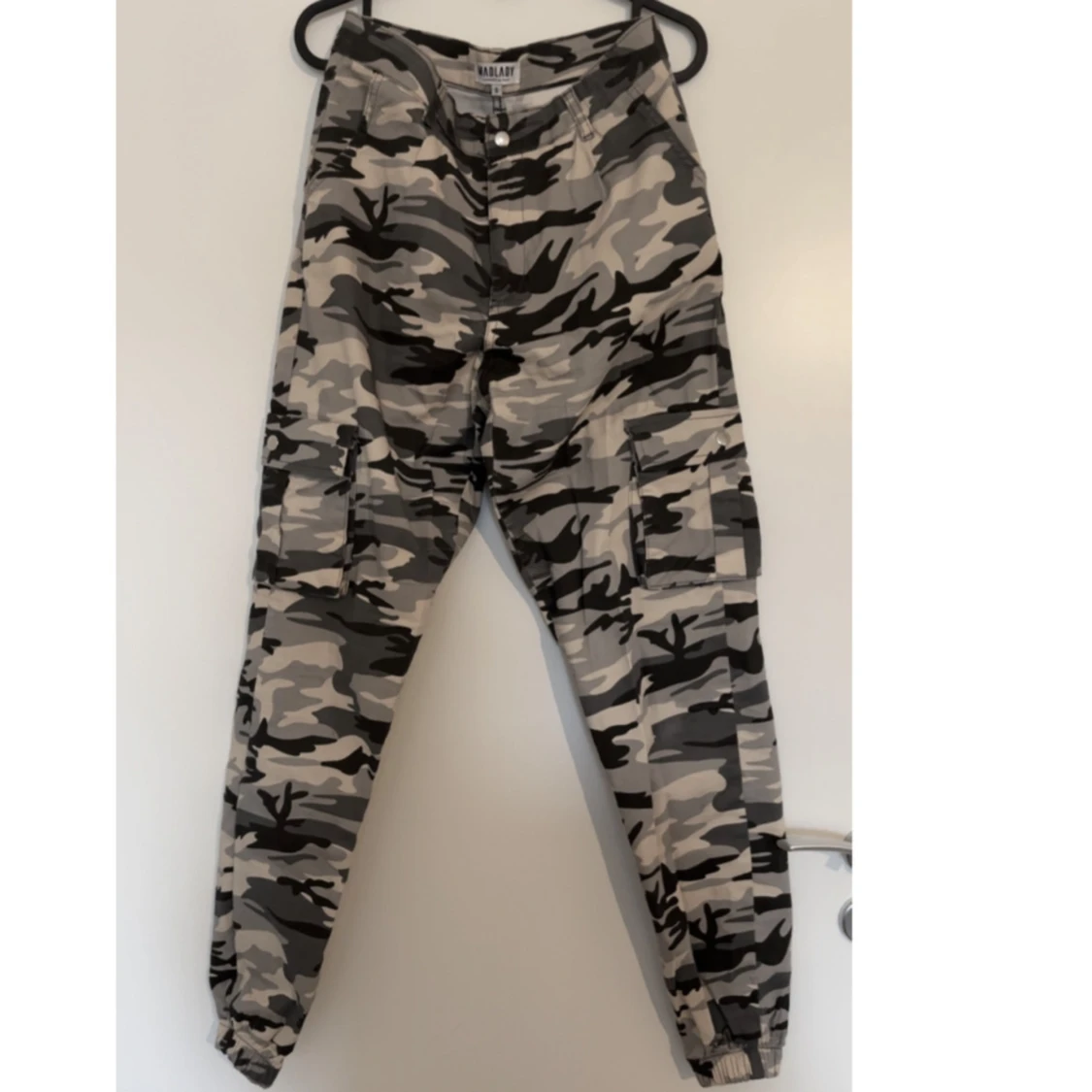 Cargopants camo från Madlady - 1