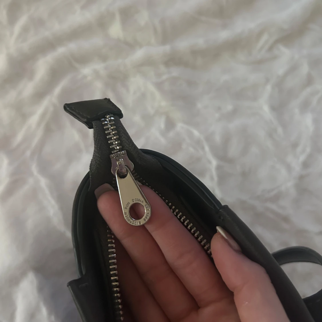 aAxelväska från Don Donna - 4