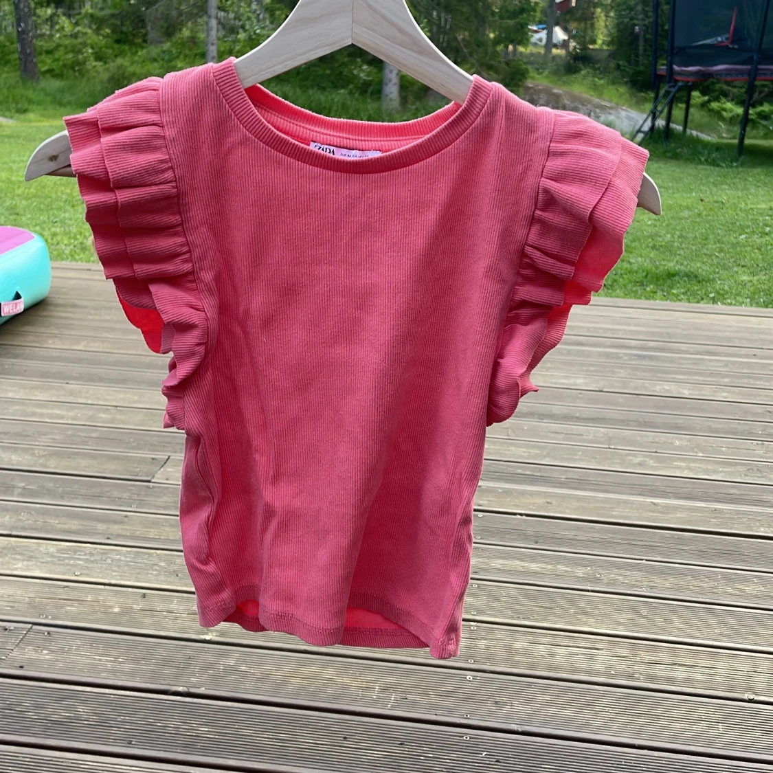 Rosa volangtopp från Zara