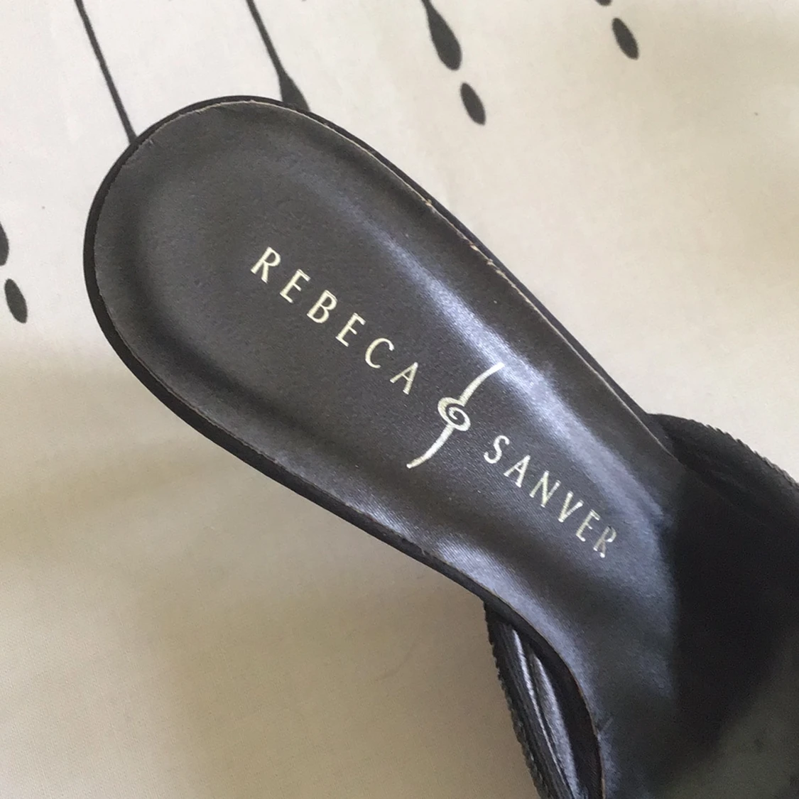 Camo-glittriga klackskor från Rebeca Sanver - 3