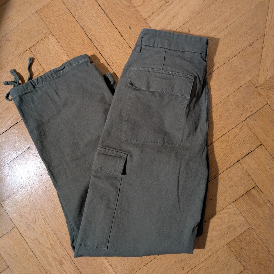 Gröna cargobyxor - 2