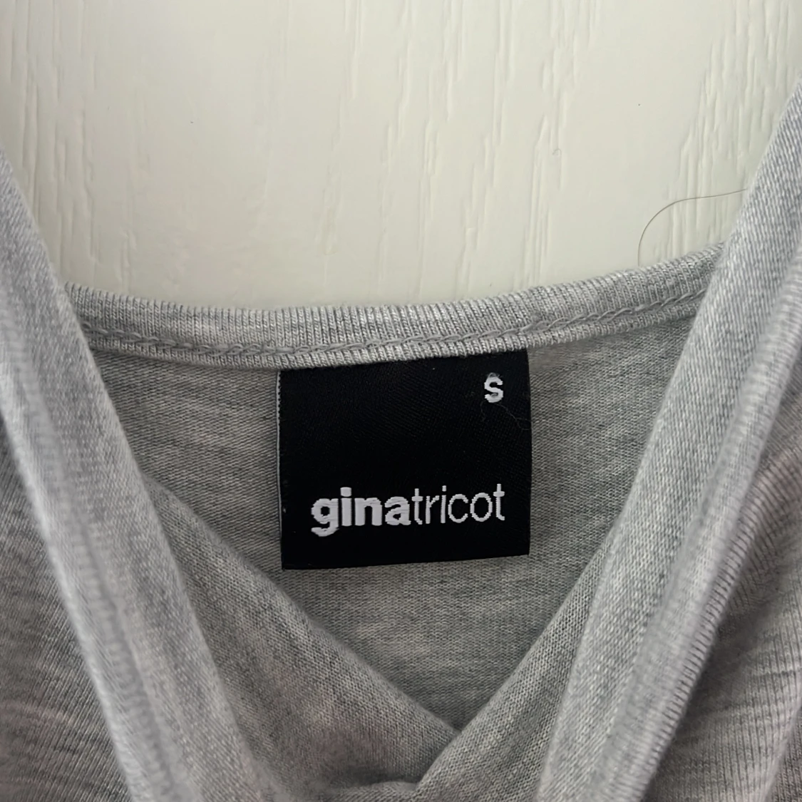 Lång grå maxi klänning Gina Tricot - 2