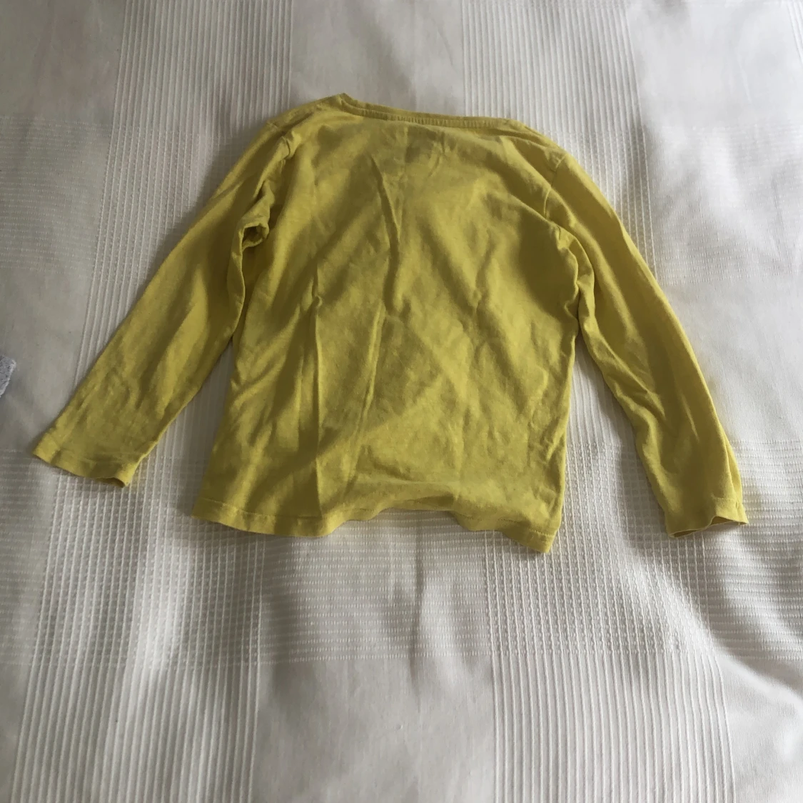 Gul långärmad tröja från Lindex - 1