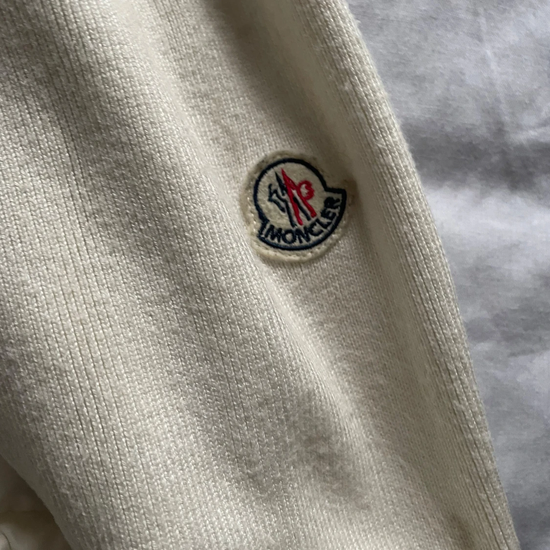 Vit dunväst från Moncler - 1