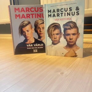 Marcus & Martinus: Vår värld / Vår historia - Två inspirerande böcker fyllda med privata bilder, unika fakta och berättelser om Marcus & Martinus. Paketpris: 300:-
