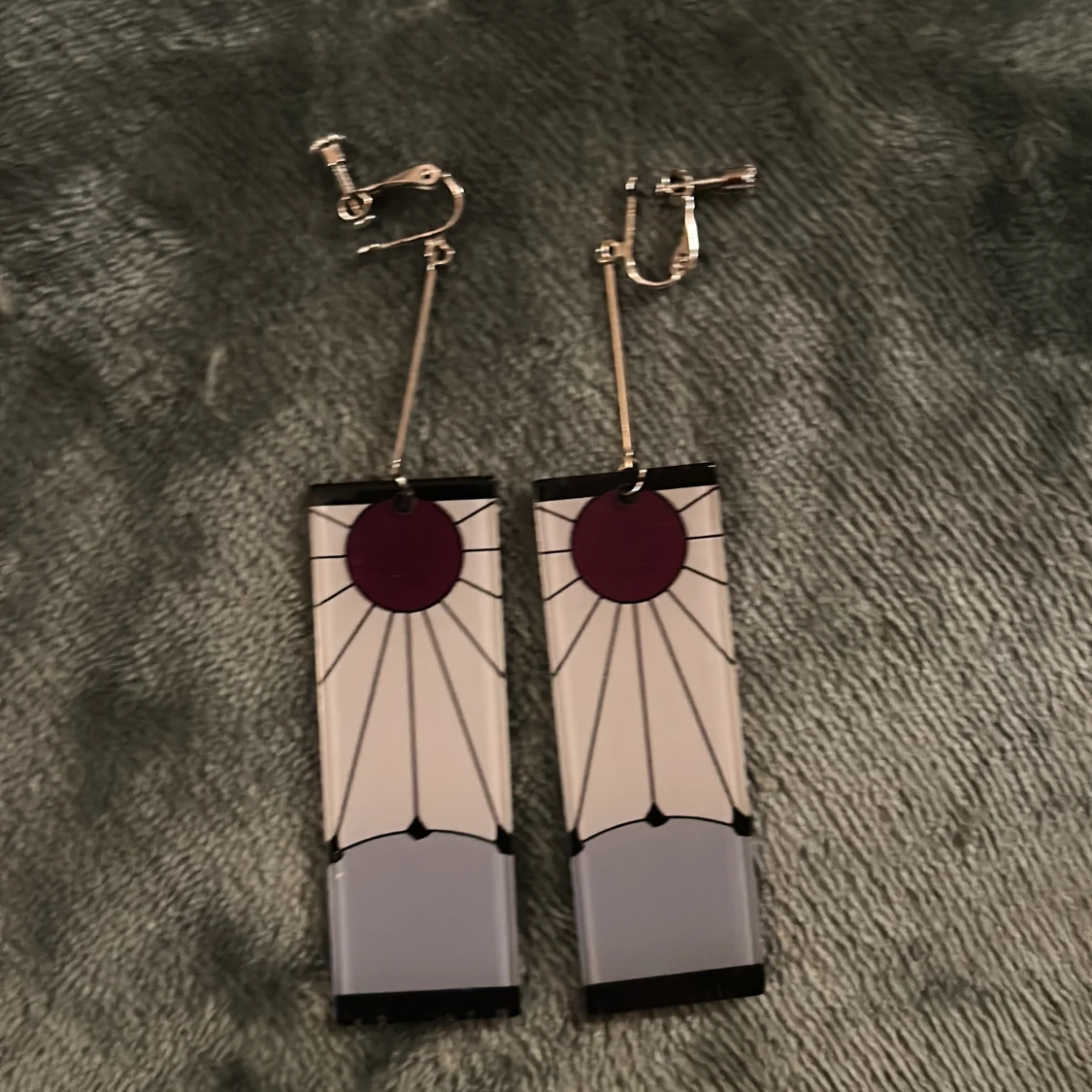 Demon slayer örhängen  - 1