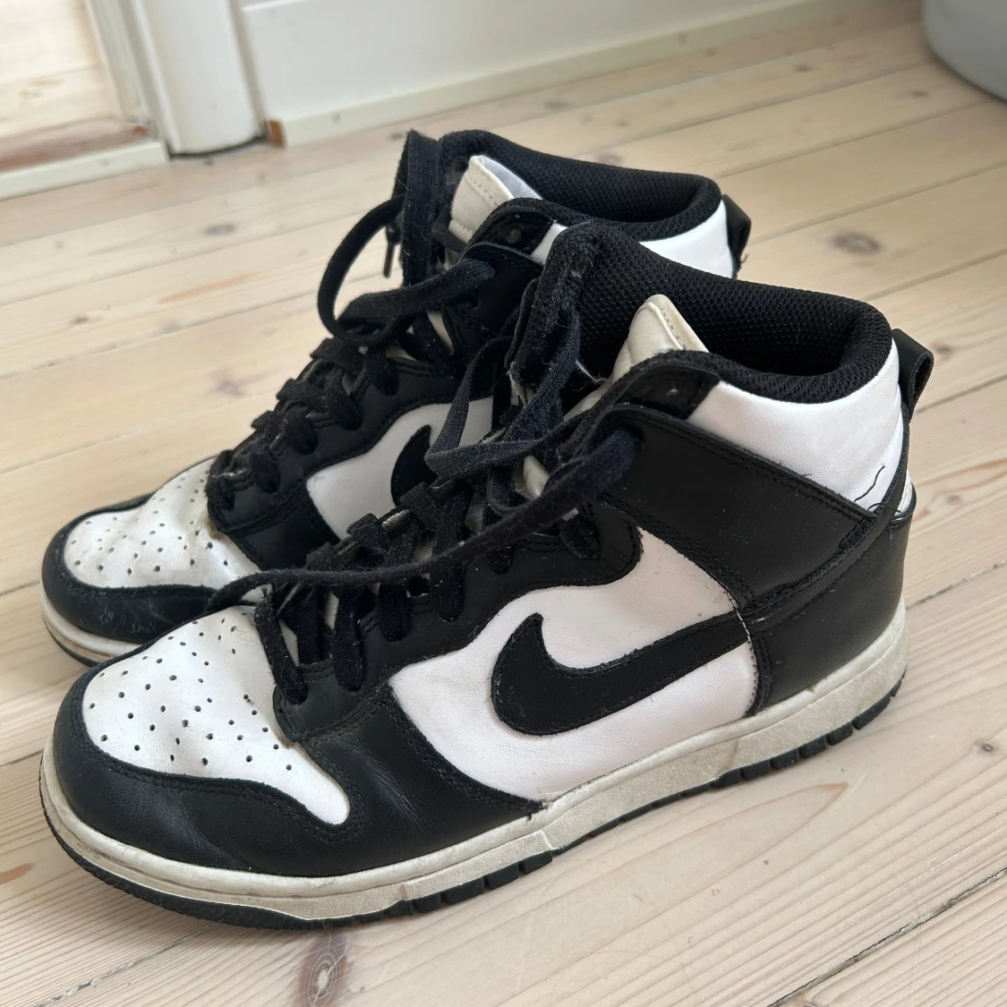 Nike Dunk High svartvita sneakers - 3