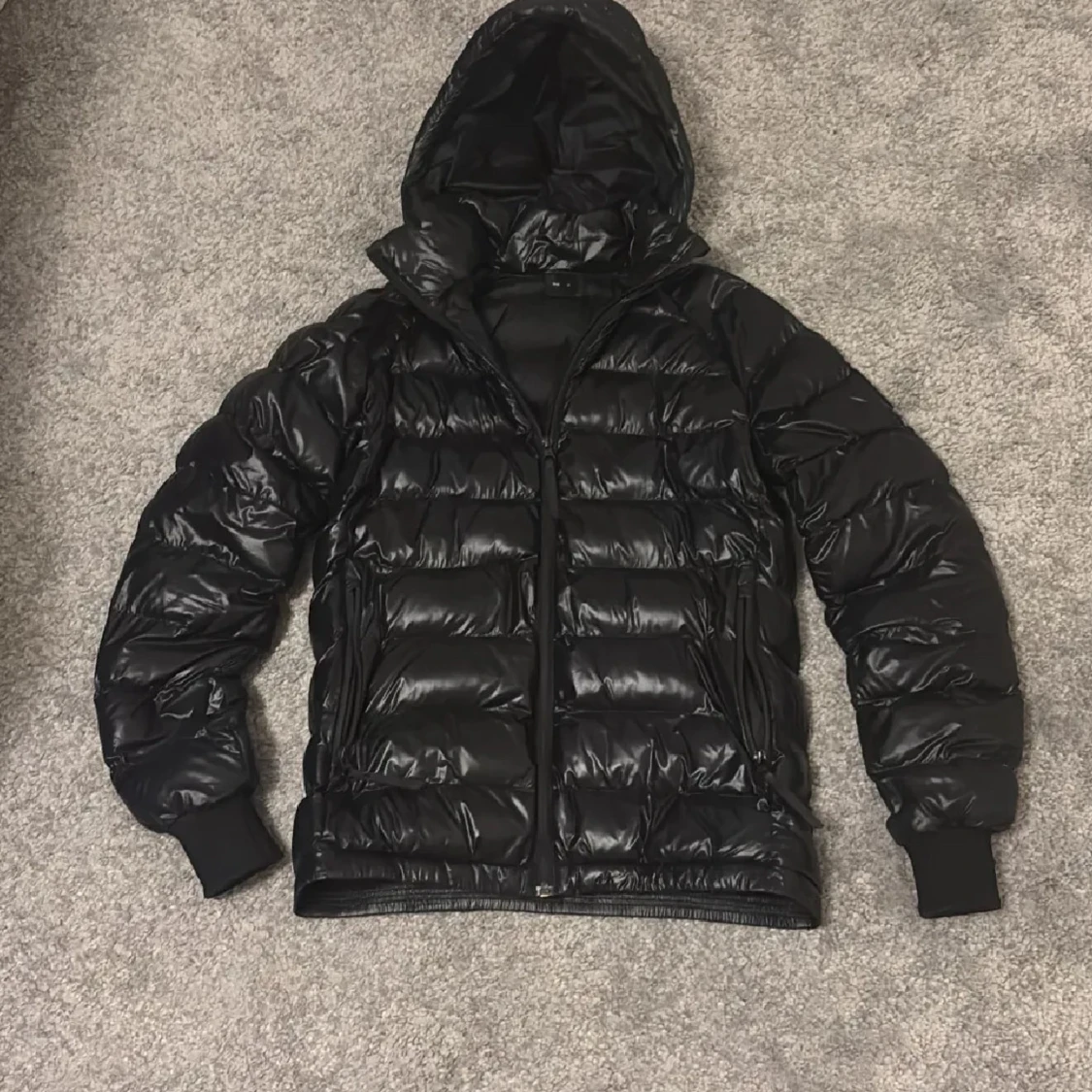 Glansig peak performance jacka