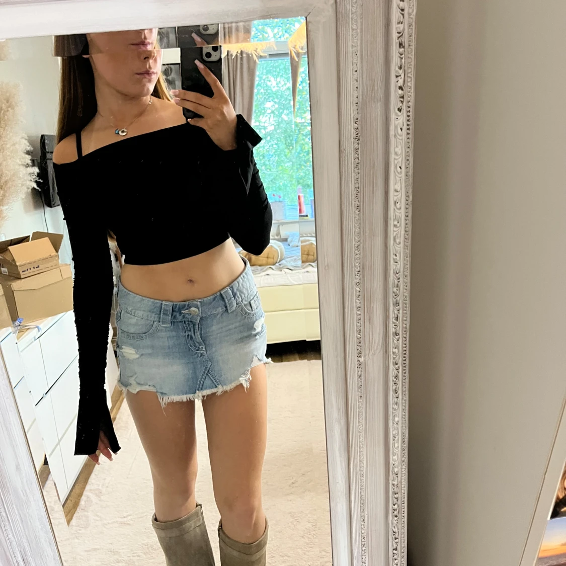 Långärmad off shoulder topp - 1