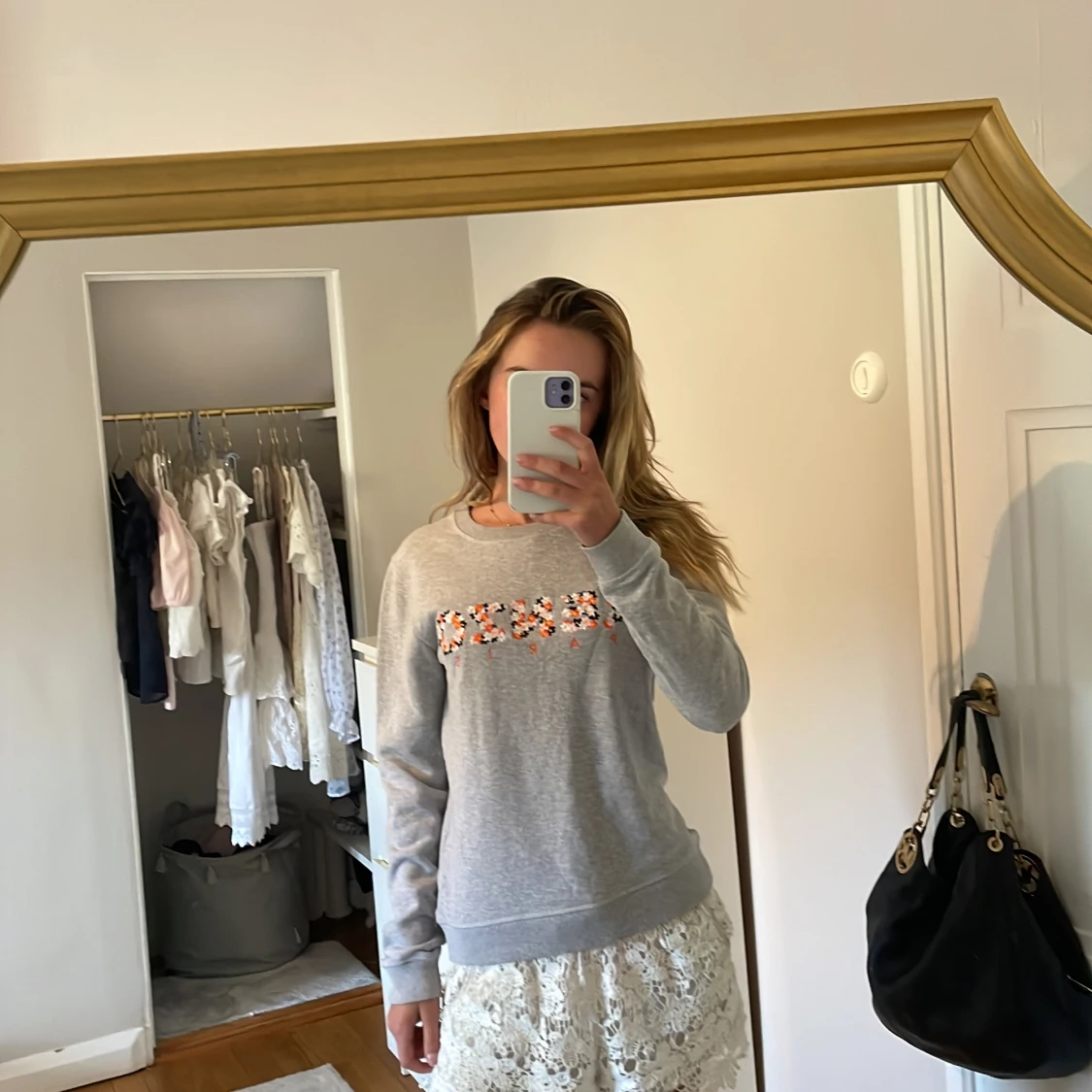 Grå Kenzo sweatshirt med blommor