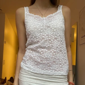 Söt spetstopp - Finaste spetslinnet🥰💕💕