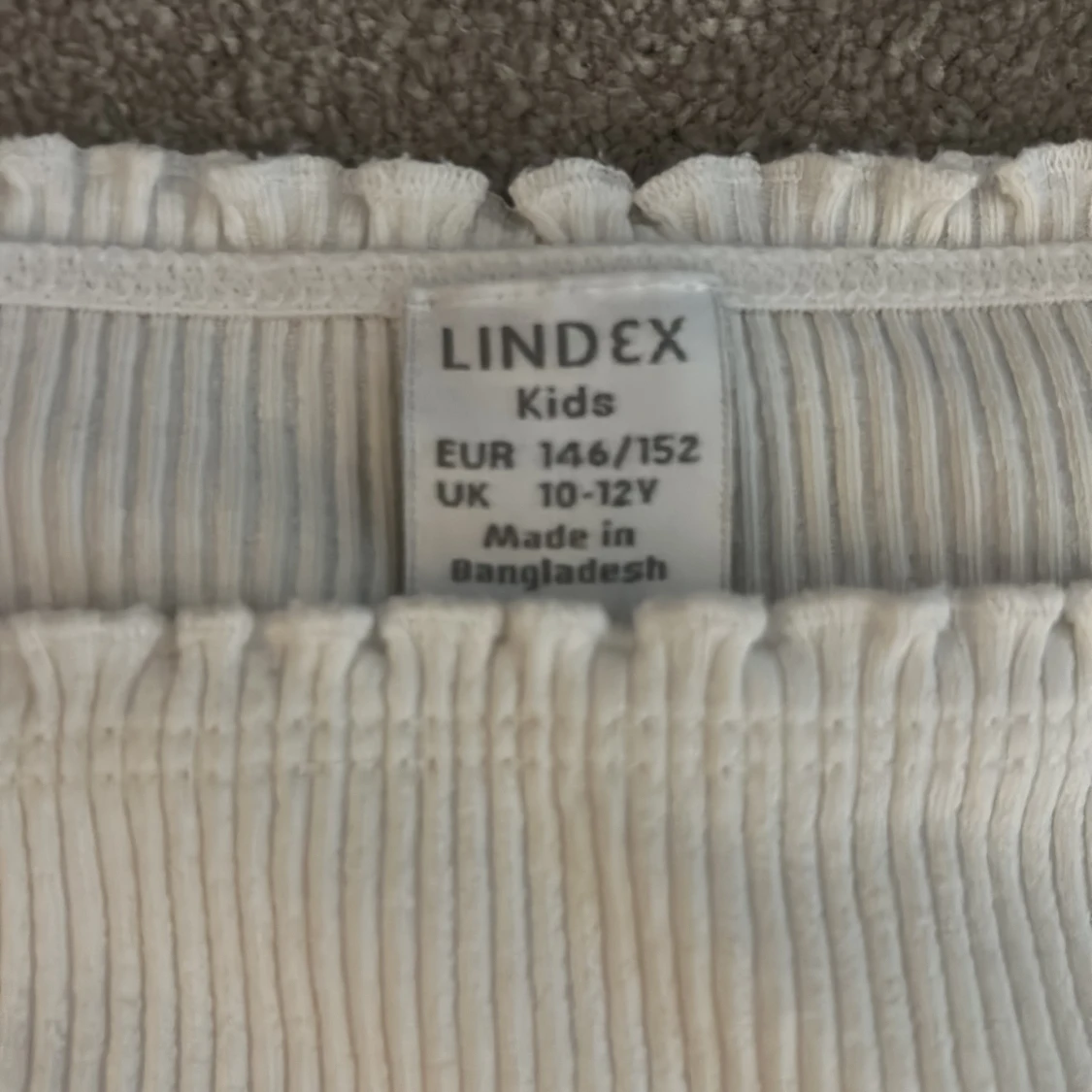 Vit ribbad topp från Lindex - 2