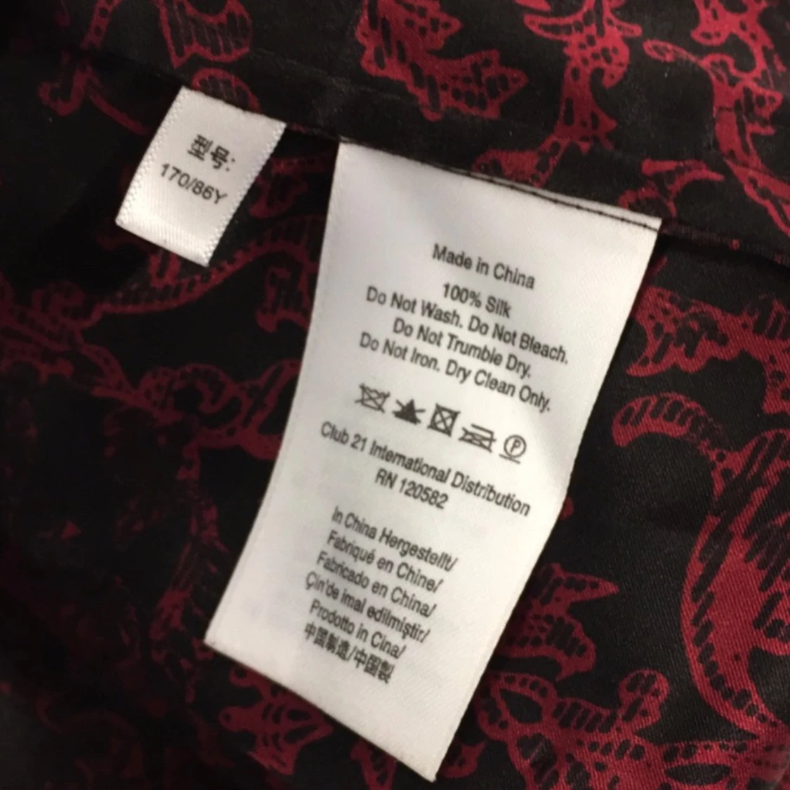 Lyxig vintageklänning / tunika från DKNY – rödsvart paisleymönster, 100 % siden, toppskick, stl 34/XS - 4