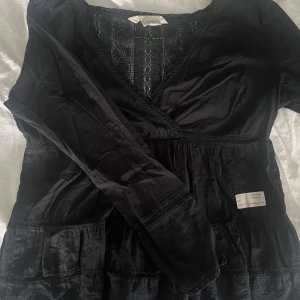 OddMolly blus - OddMolly blus som inte kommer till användning! Kom privat för mer info samt bilder❣️