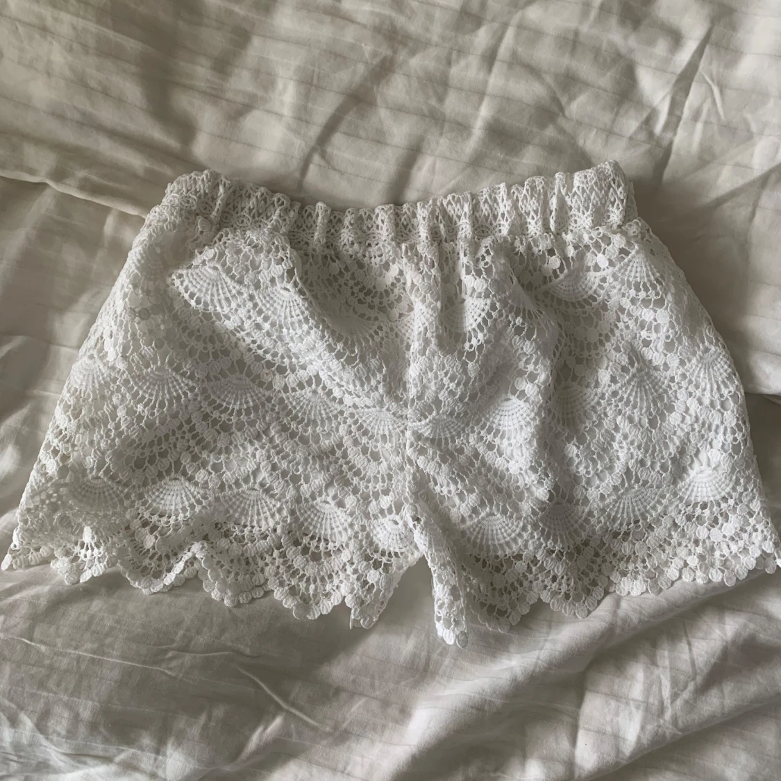 Vita spetsshorts - 2